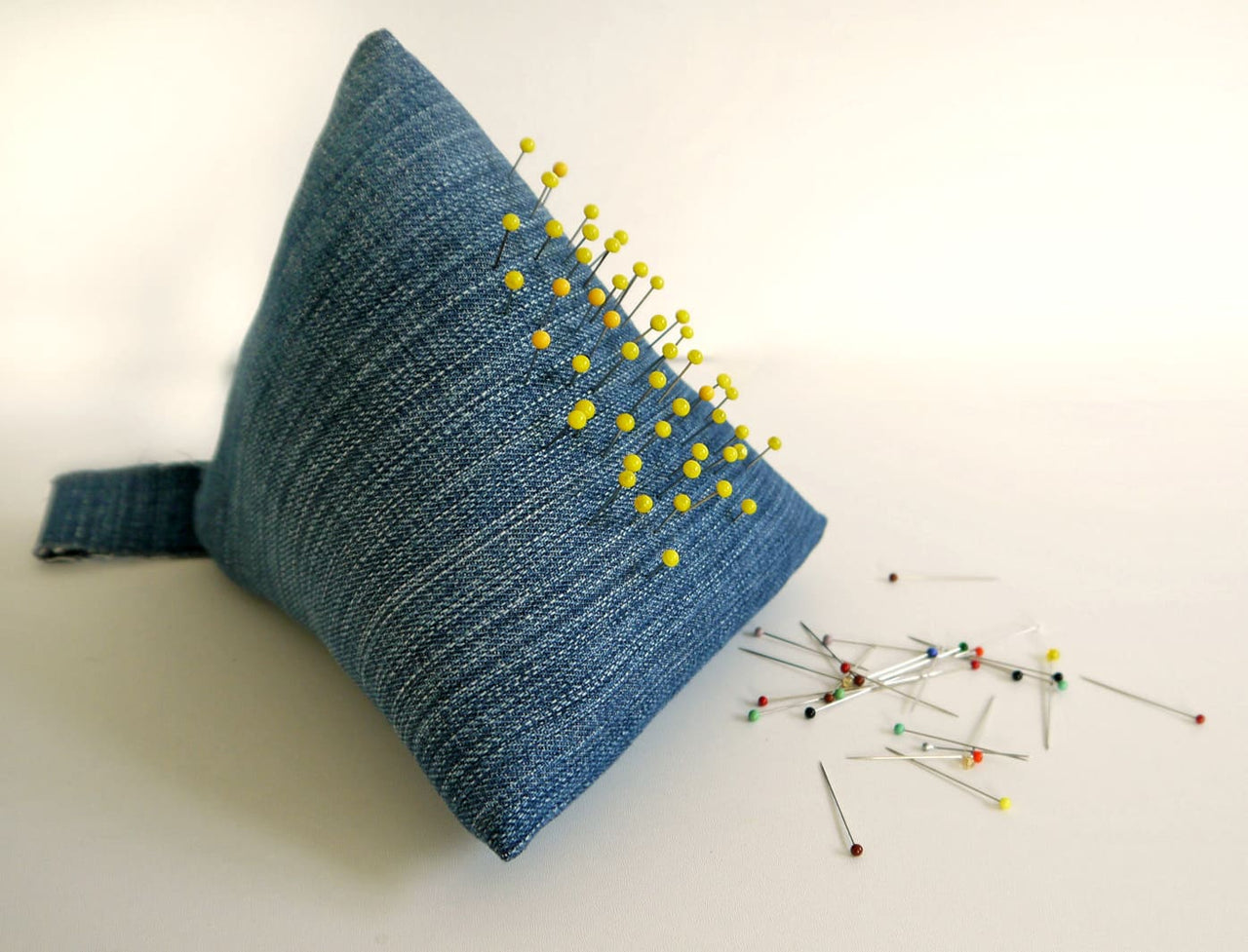 PM Weave a Pin Cushion with Lisa Gerber