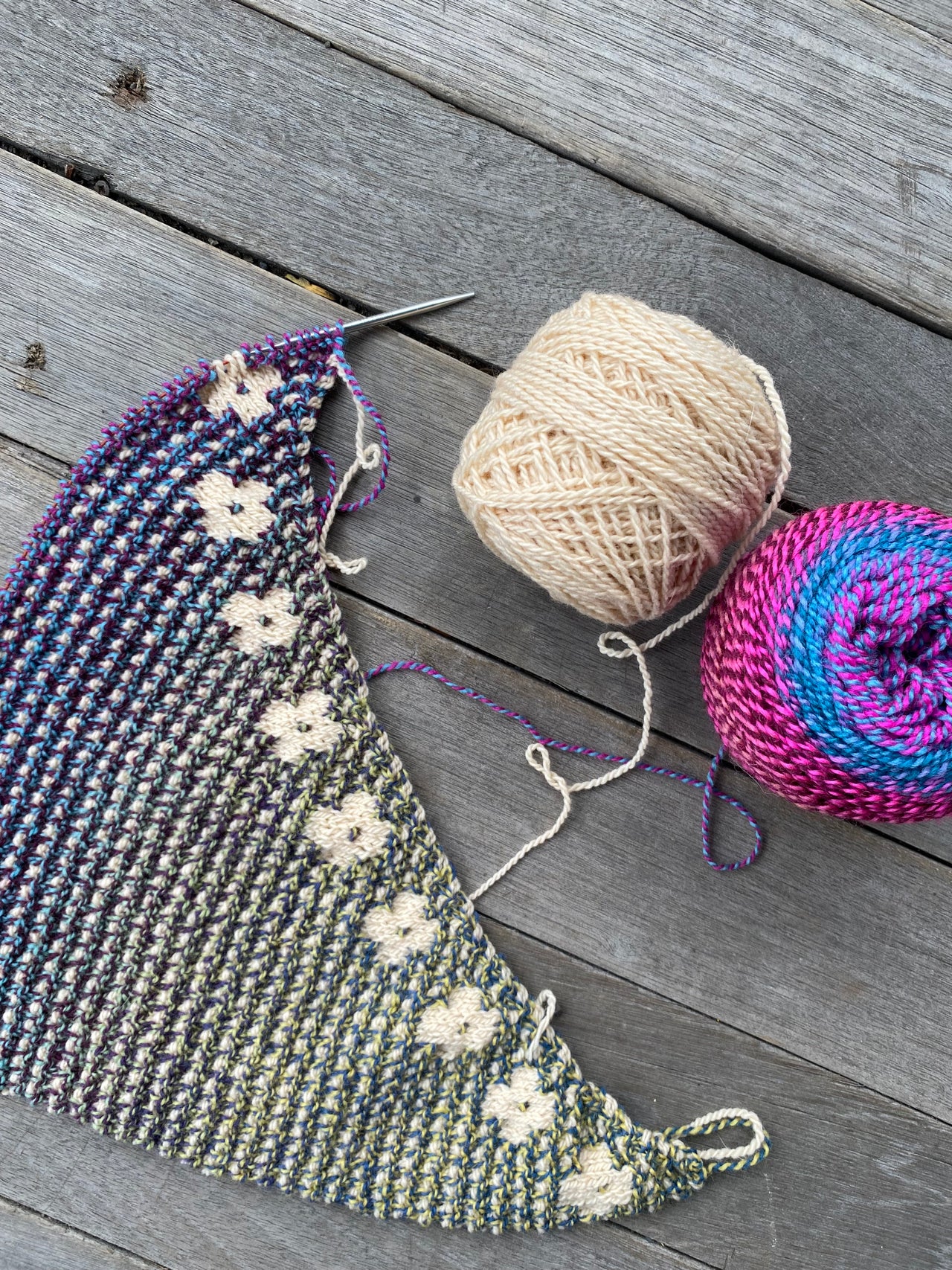 Mosaic Knitting: Pressed Flower Kerchief Class