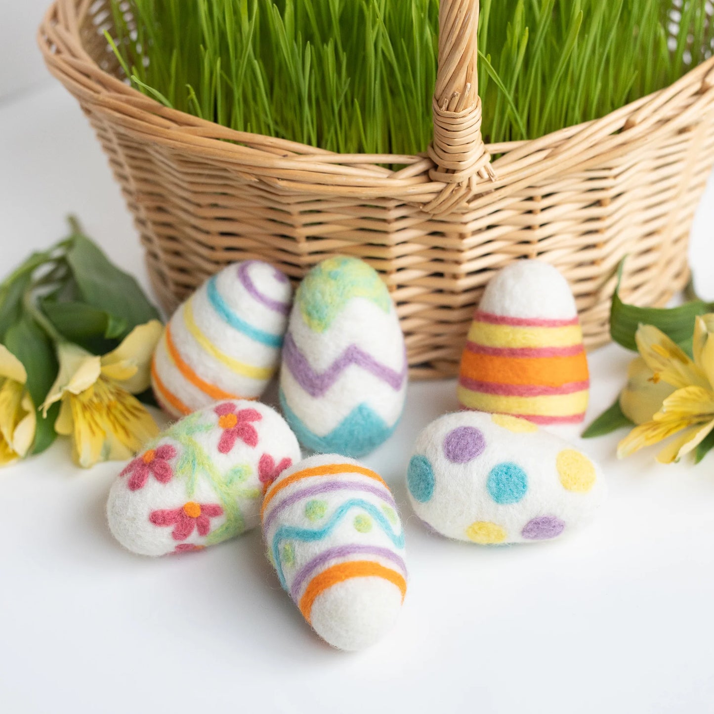 KIDS Needle Felt Easter Eggs Workshop