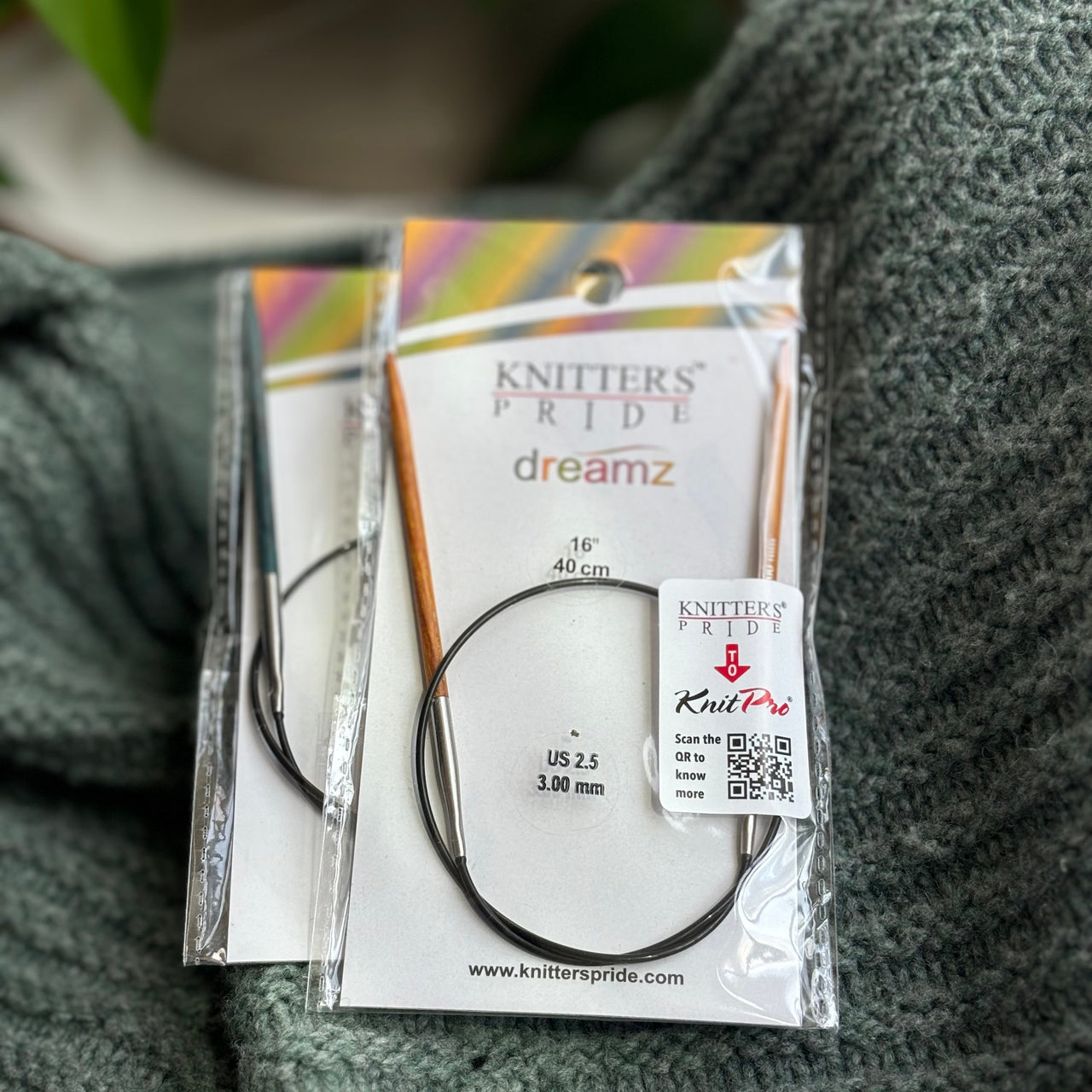 Dreamz Fixed Circular Knitting Needles (10”, 16”, 24”, 32”)